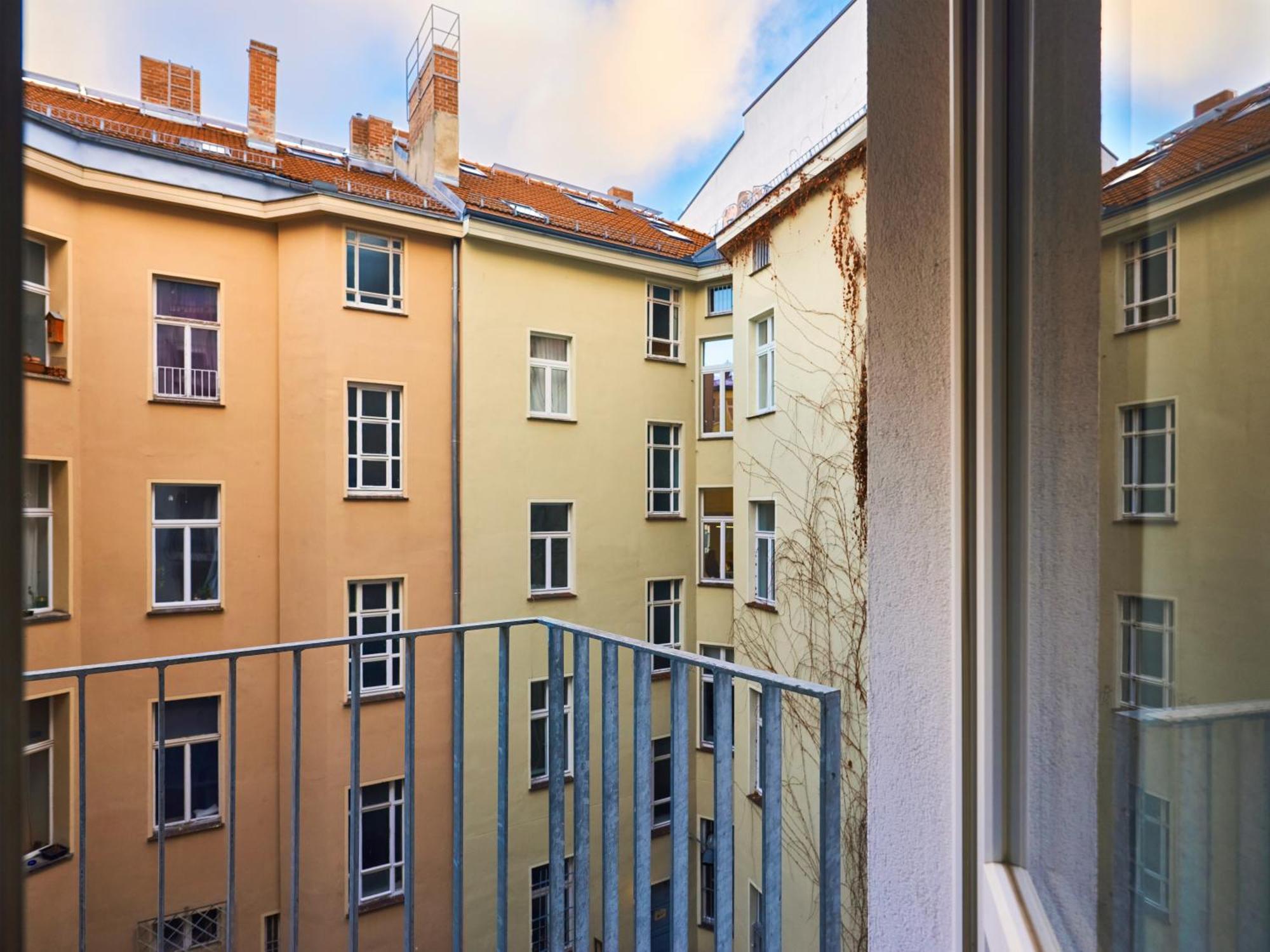 Standard Room with Balcony,1649817910:JPEG